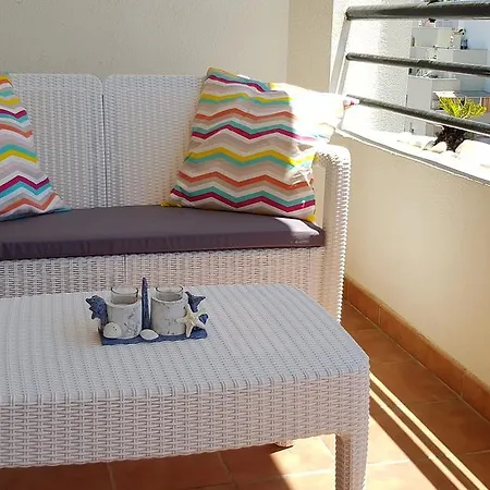 Beach Centre 2 Bedroom Faro Apartment *