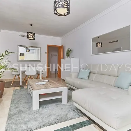 Beach Centre 2 Bedroom Faro Apartment